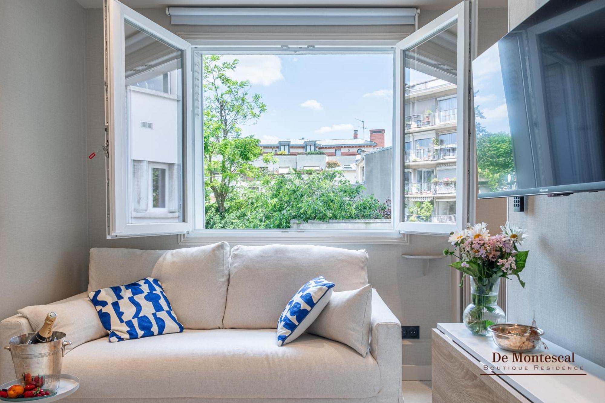 De Montescal- Montparnasse Central With Ac 11 To 14M2 Studio In A Prime Location Paris Exterior photo