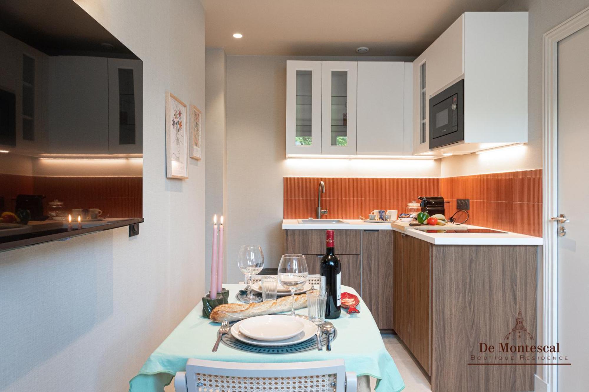 De Montescal- Montparnasse Central With Ac 11 To 14M2 Studio In A Prime Location Paris Exterior photo